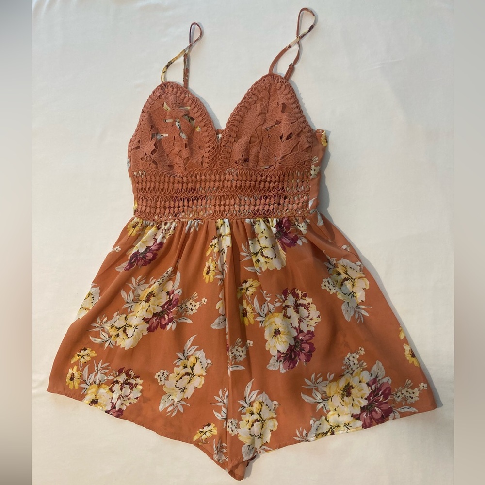 Floral, lace, strapped cute romper